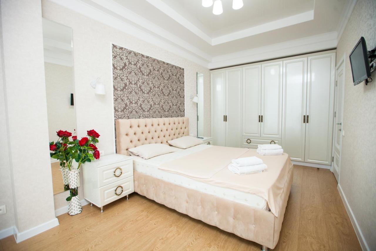 צ'יסינאו Double Skyhouse Exclusive Apartments מראה חיצוני תמונה